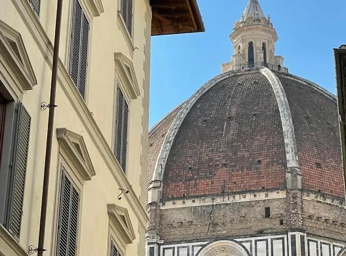 Leonardo Apartment Florenz